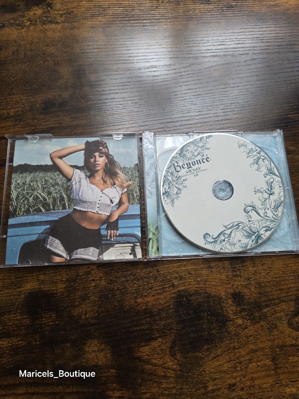 CDs: Beyoncé B'Day Deluxe Edition CD DVD – Gebraucht aus Winterthur von Maricels_Boutique