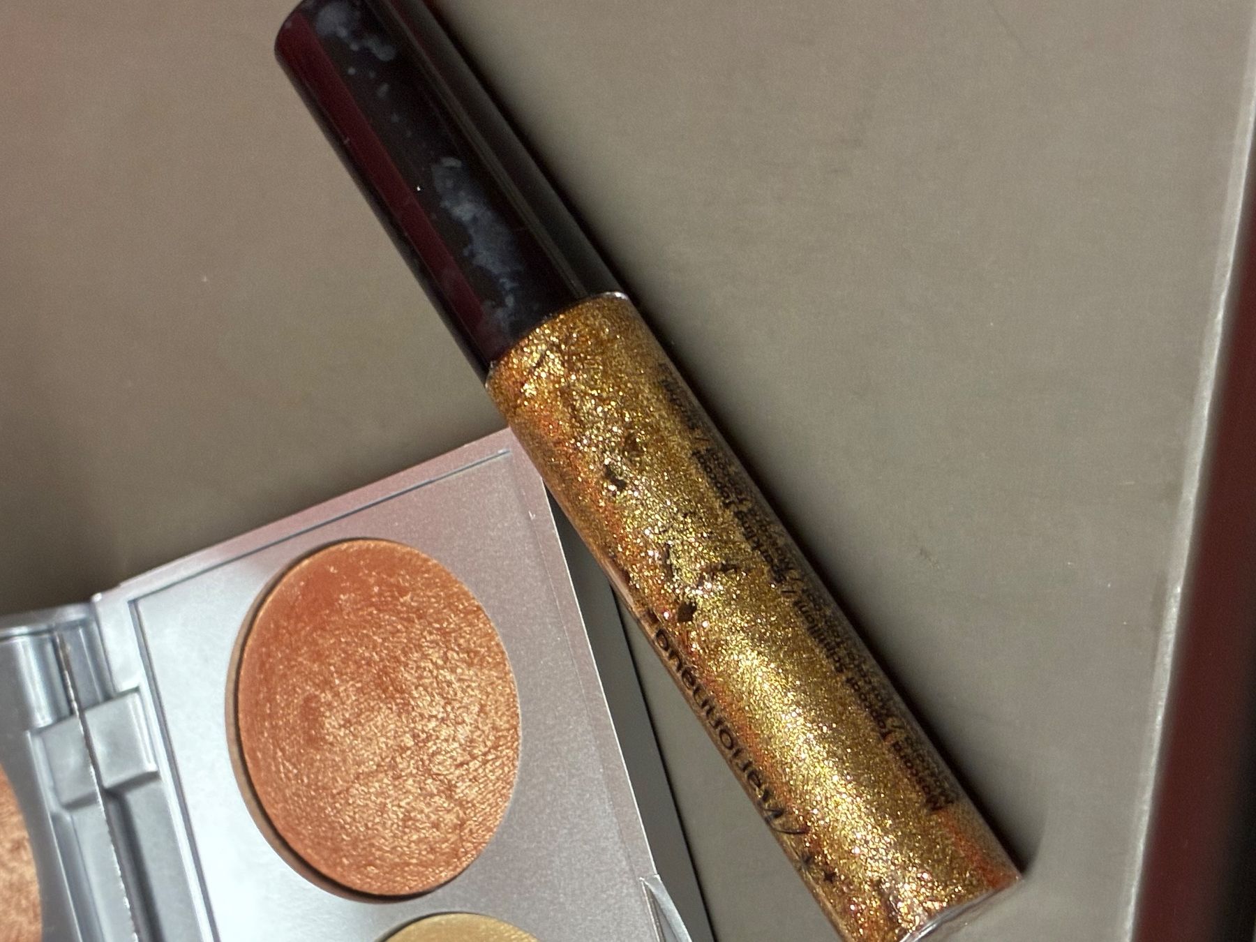 Make-up: Strobing Highlighter Golden Rose &  Glitzermascara - neu! – Nuovo e nell'imballaggio originale da Niederglatt ZH venduto da karinso 3