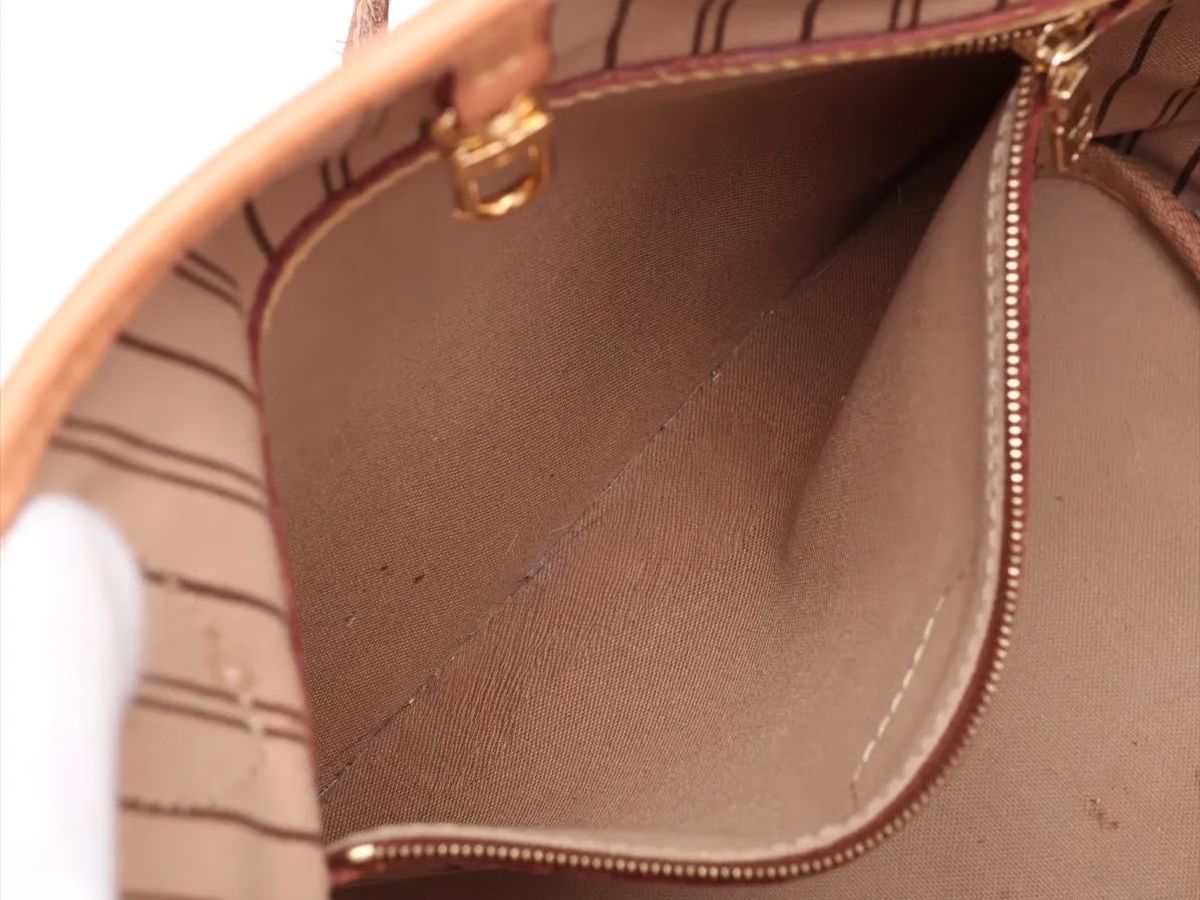 Louis Vuitton Borse da donna: Louis Vuitton Neverfull MM Monogram mit Pouch – Usato da Flawil venduto da HeritageAtelier 5