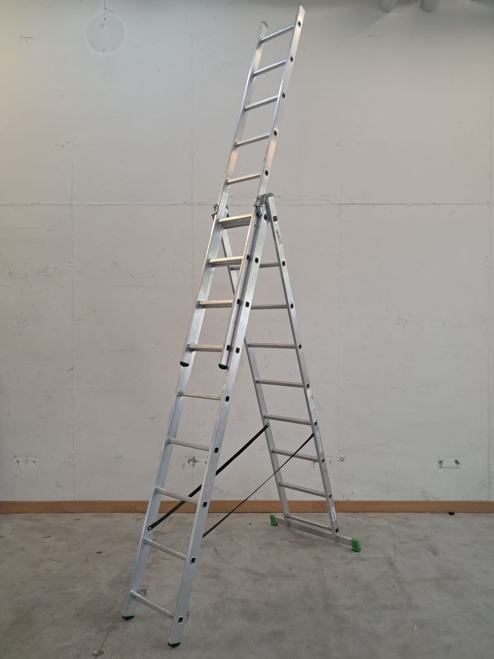 Scale: 3-teilige Leiter Aluminium Multifunktionsleiter, Bockleiter – Usato da Zürich venduto da Lia107