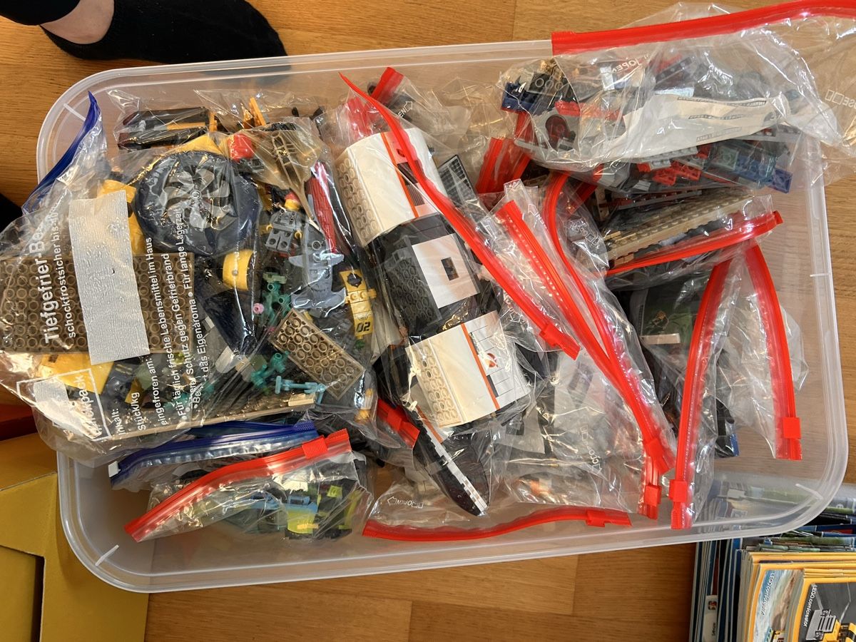 Lego Kit di costruzioni: Lego Creator and City bundle  – Usato da Wallisellen venduto da AMallows