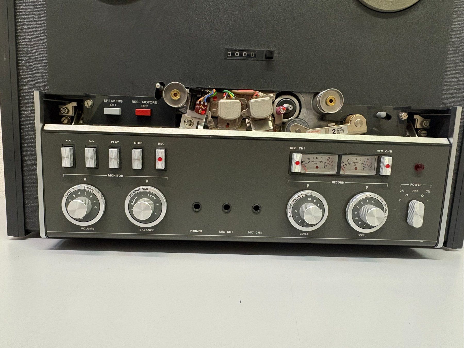 Revox Apparecchi a nastro: Revox Type A77 MK IV – Difettoso da Hochdorf venduto da av-electronics 4
