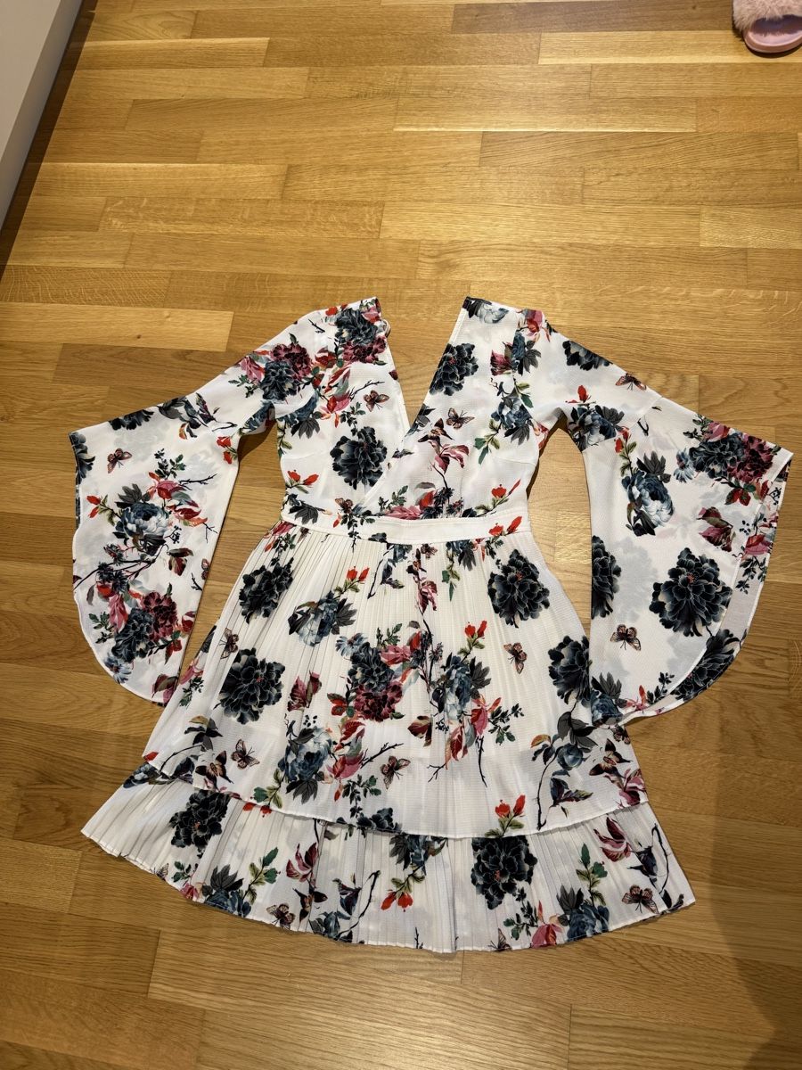 Vestiti: Sommerliches Kleid Gr. S/M – Usato da Schaffhausen venduto da GLXTCH