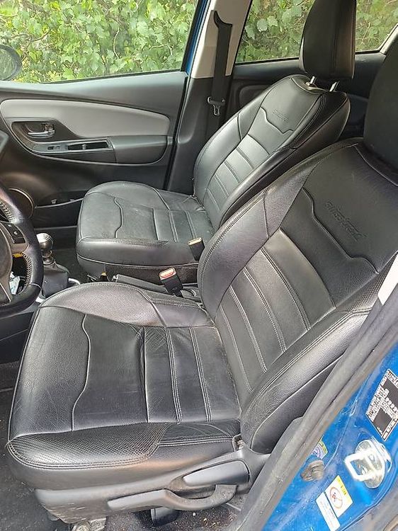 Automobili: Toyota Yaris – Usato da Choëx venduto da moh_fq66 4
