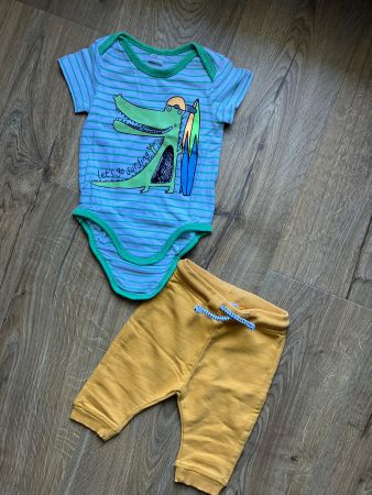 Kind, Hemd & Hose 4-6M, 68cm