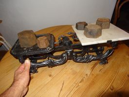 balance antique avec poids