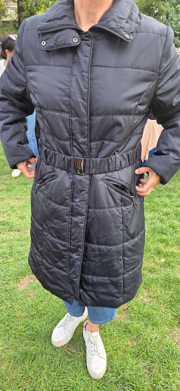 Cappotti: Black Winter Coat 46 – Usato da Zürich venduto da giu_tp6p 4