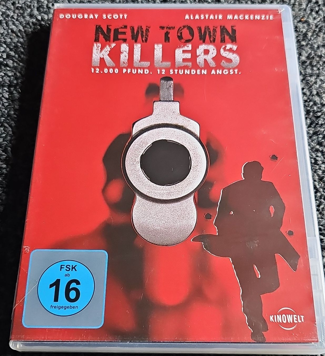 Tutti i DVDs: DVD New Town Killers(23208) – Usato da Ruswil venduto da jan_bxl5