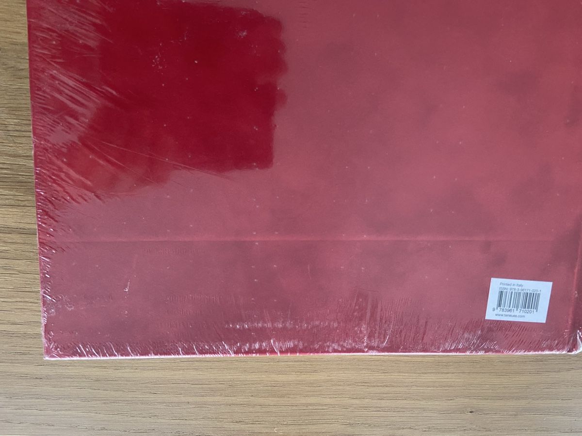 Libri: The Ferrari Book Bildband  – Nuovo (secondo la descrizione) da olten venduto da Pegasus1 2