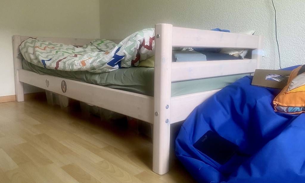 Letti: Hochbett – Usato da Herrenschwanden venduto da Gagarin78 1