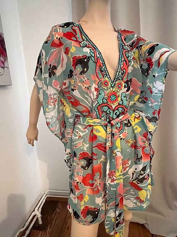 Vestiti: Strandkleid mit Blumenmuster, Grösse M, – Usato da Zürich venduto da ost_5sdl 2