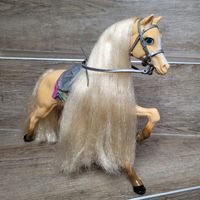 Barbie Pferd Western Star Horse