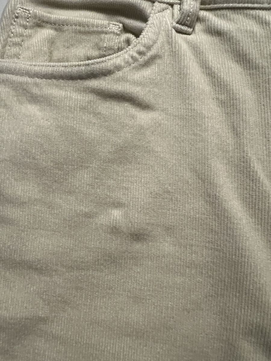 Massimo Dutti Pantaloni: Massimo Dutti white corduroy trousers, size 36 – Usato da Zürich venduto da son_f7qw 1