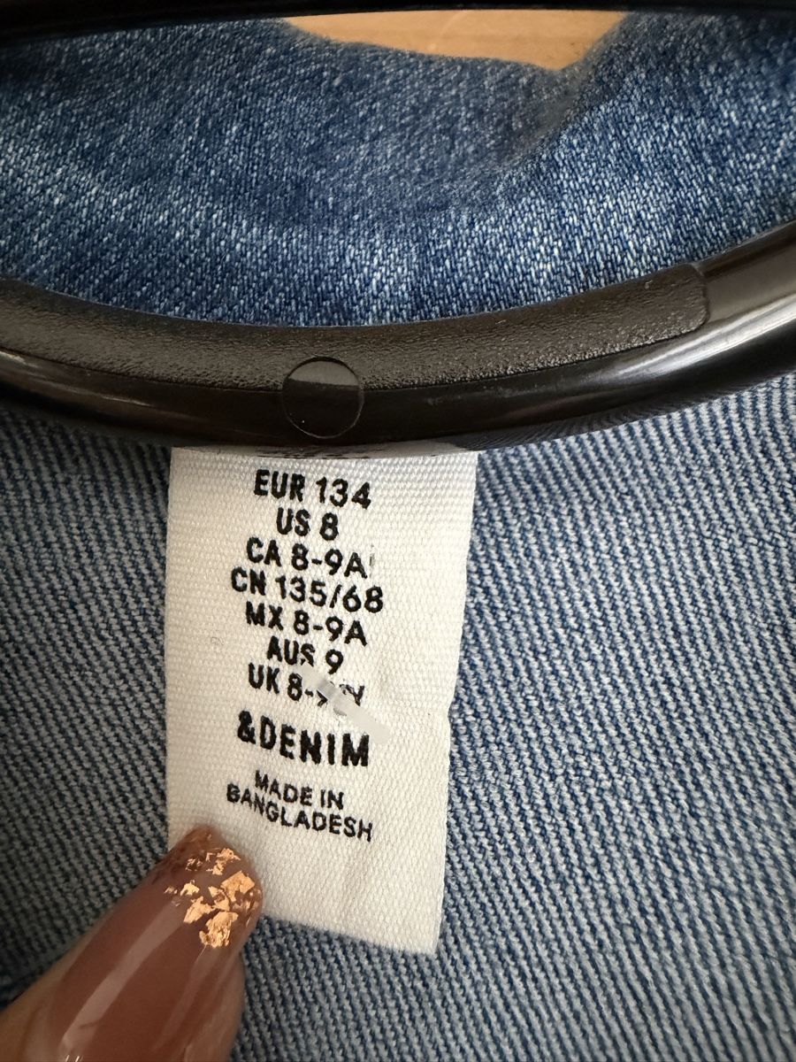 Giacche & Cappotti: Jeansjacke Grösse 134 – Usato da Grabs venduto da Shelly_87 2