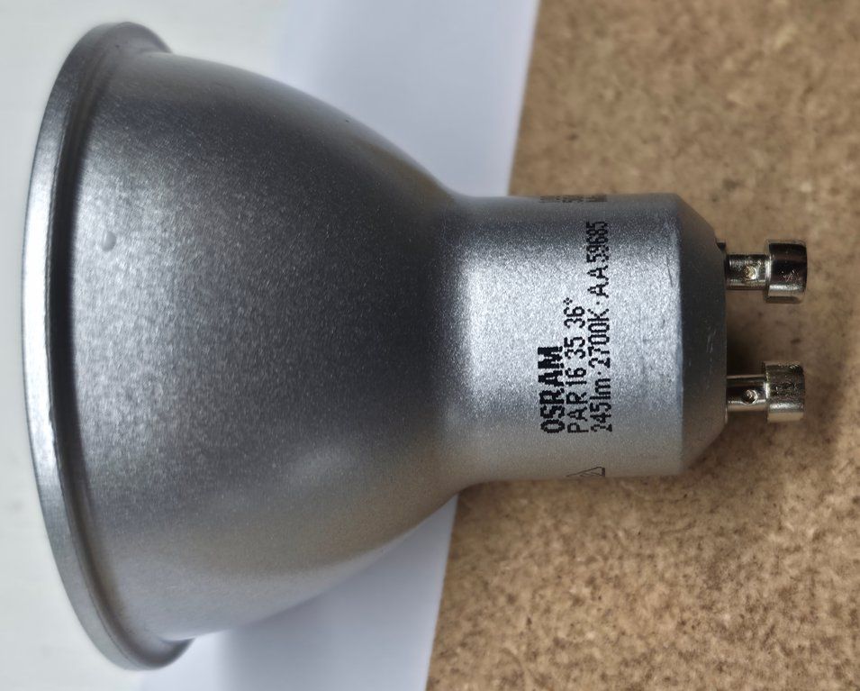 Osram Lampade: 7.5W und 4.6W GU10 LED Lampen – Usato da Hombrechtikon venduto da Montevideo 5