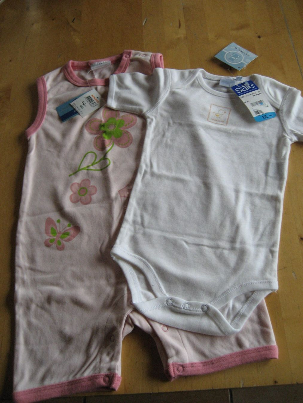Lotti & Set di vestiti: 2 pces taille 92 neufs – Nuovo e nell'imballaggio originale da Delémont venduto da marryb