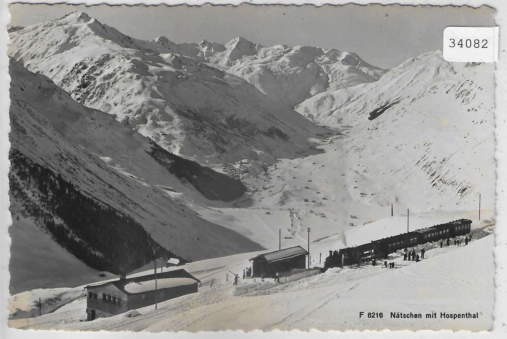 Cartoline postali: Nätschen Bahnhof mit Dampfzug mit Hospenthal im Winter – Usato da Ettingen venduto da Kartenplanet