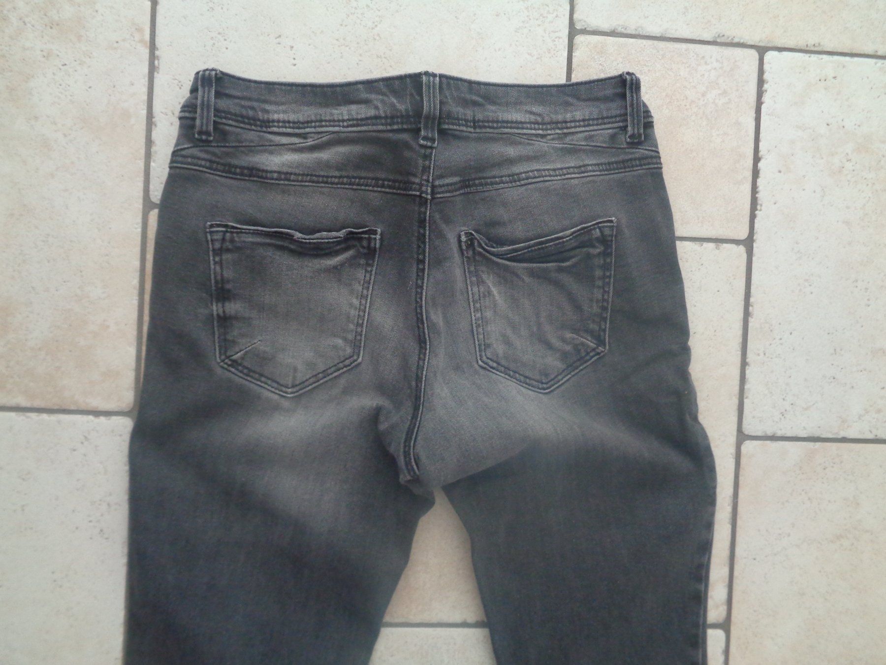 C&A Jeans: Jeans  C&A  Grösse 38 – D'occasion à Kreuzlingen par Robi-2003 4