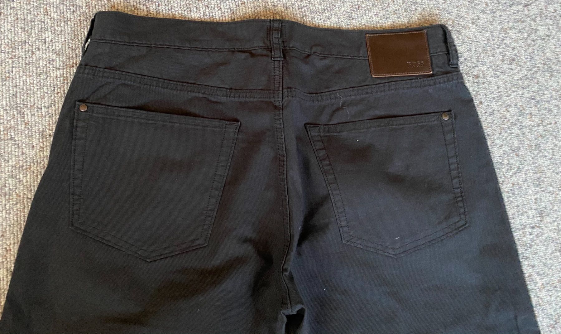 Hugo Boss Pantaloni: Hugo-Boss/Herren-Hose – Nuovo (secondo la descrizione) da Appenzell venduto da Sonnschein_ 2