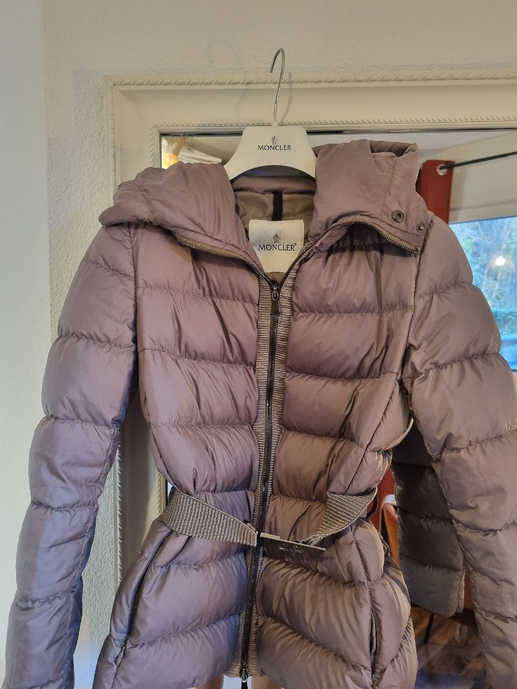 Moncler Giacche: doudoune Moncler – Usato da Pont de la morge venduto da tatianar96