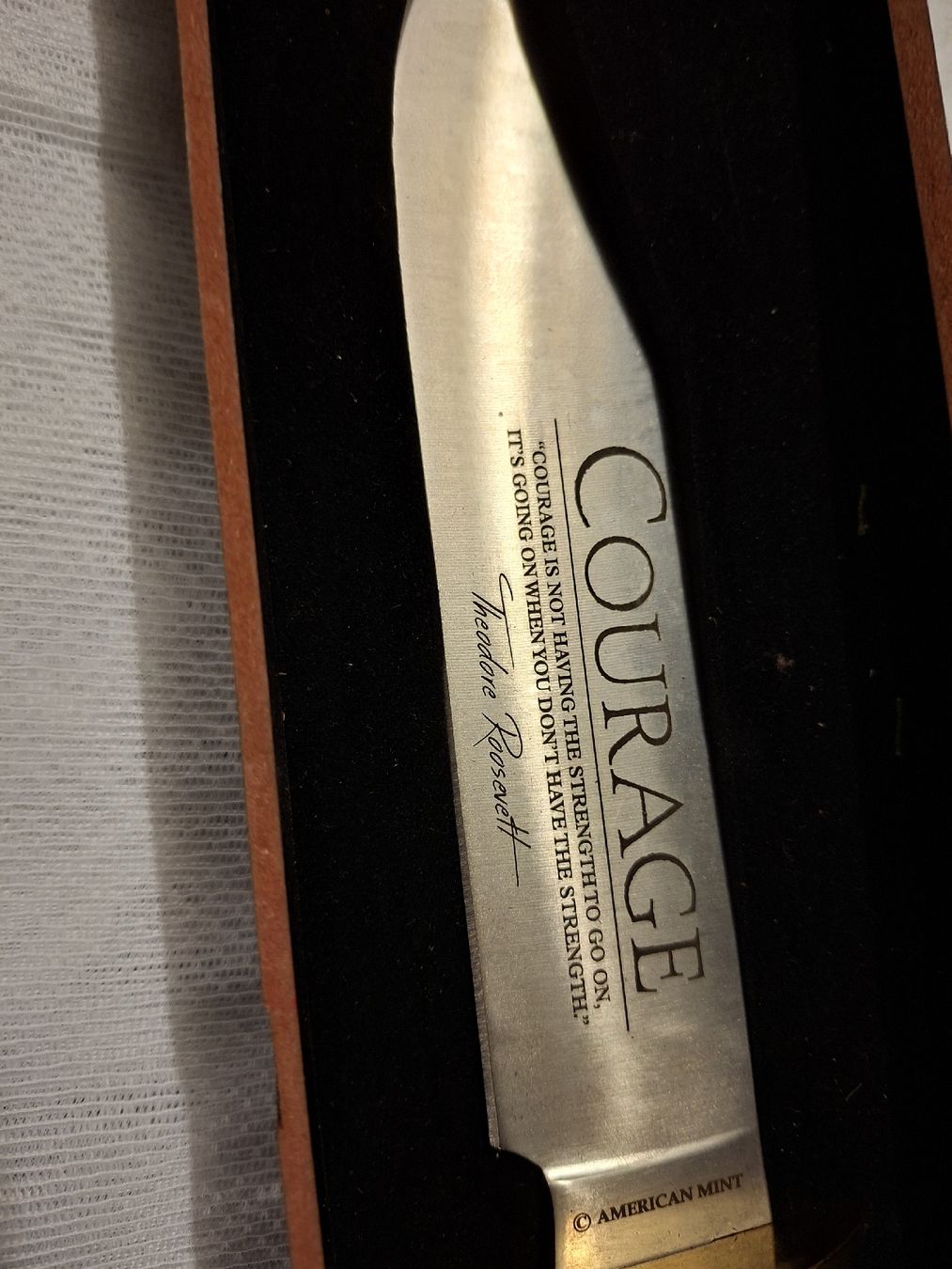 Accessori: American Mint Sammlermesser Courage, – Usato da Grossdietwil venduto da hufi10 1