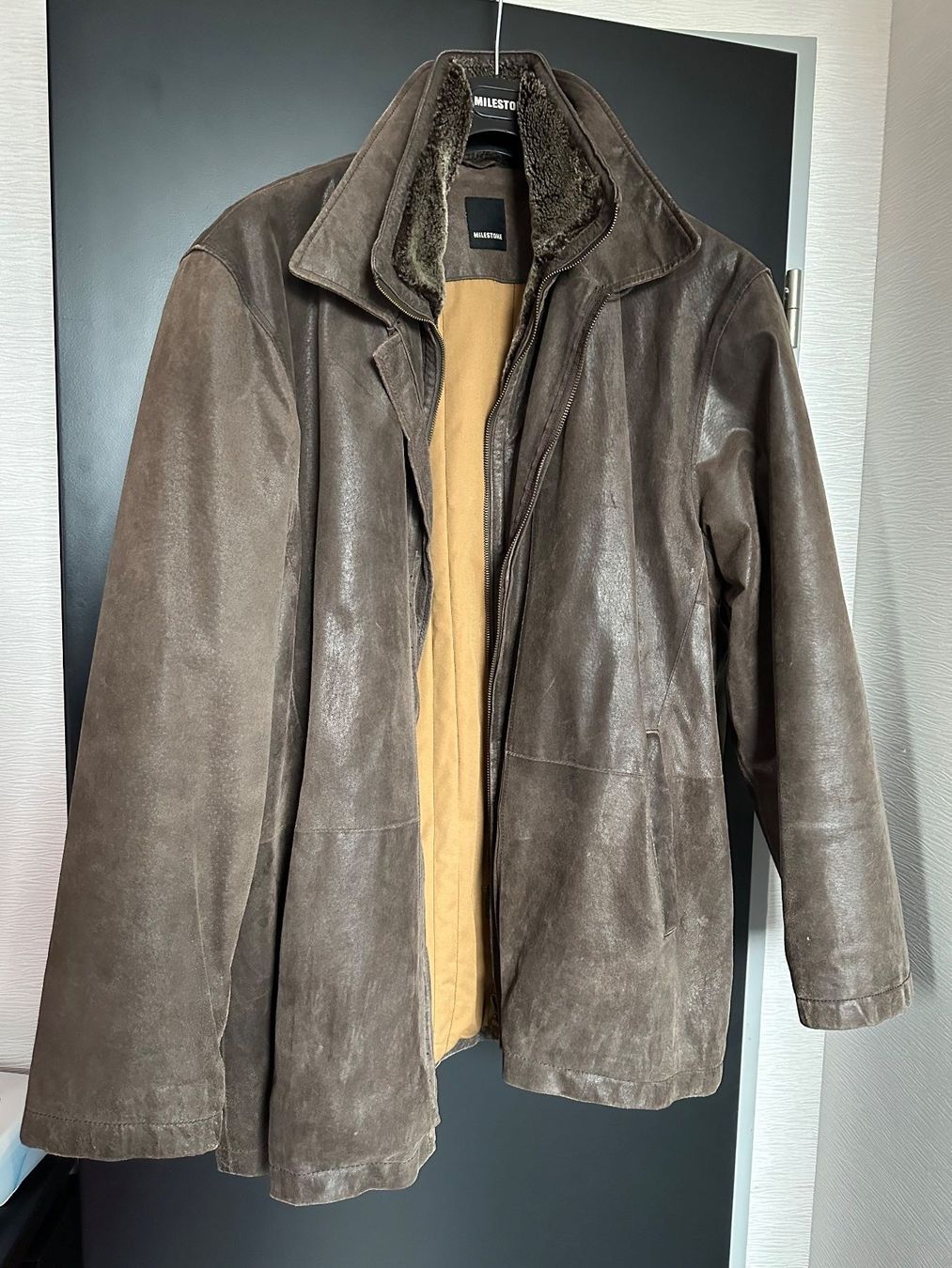 Giacche: Herren Lederjacke von Milestone – Usato da Remigen venduto da Orlana7