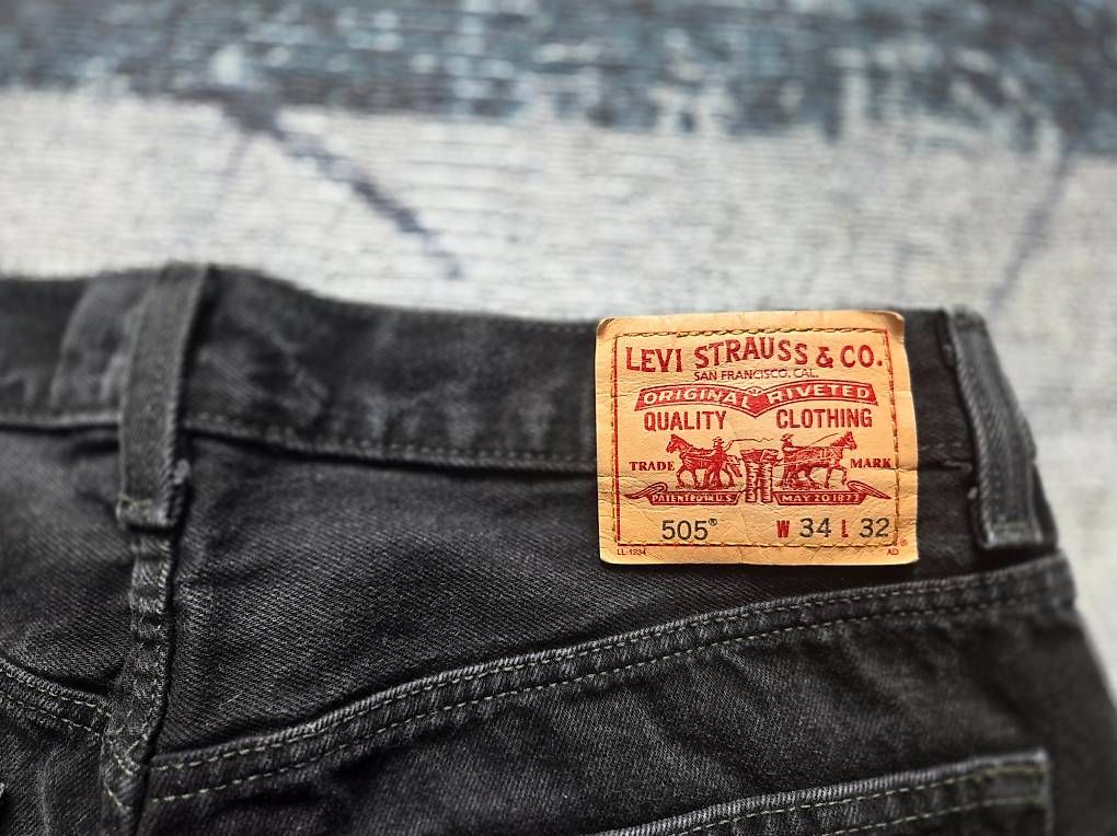 Jeans: Jeans Levi Strauss 505 – Gebraucht aus Neuchâtel von Cobra44 1