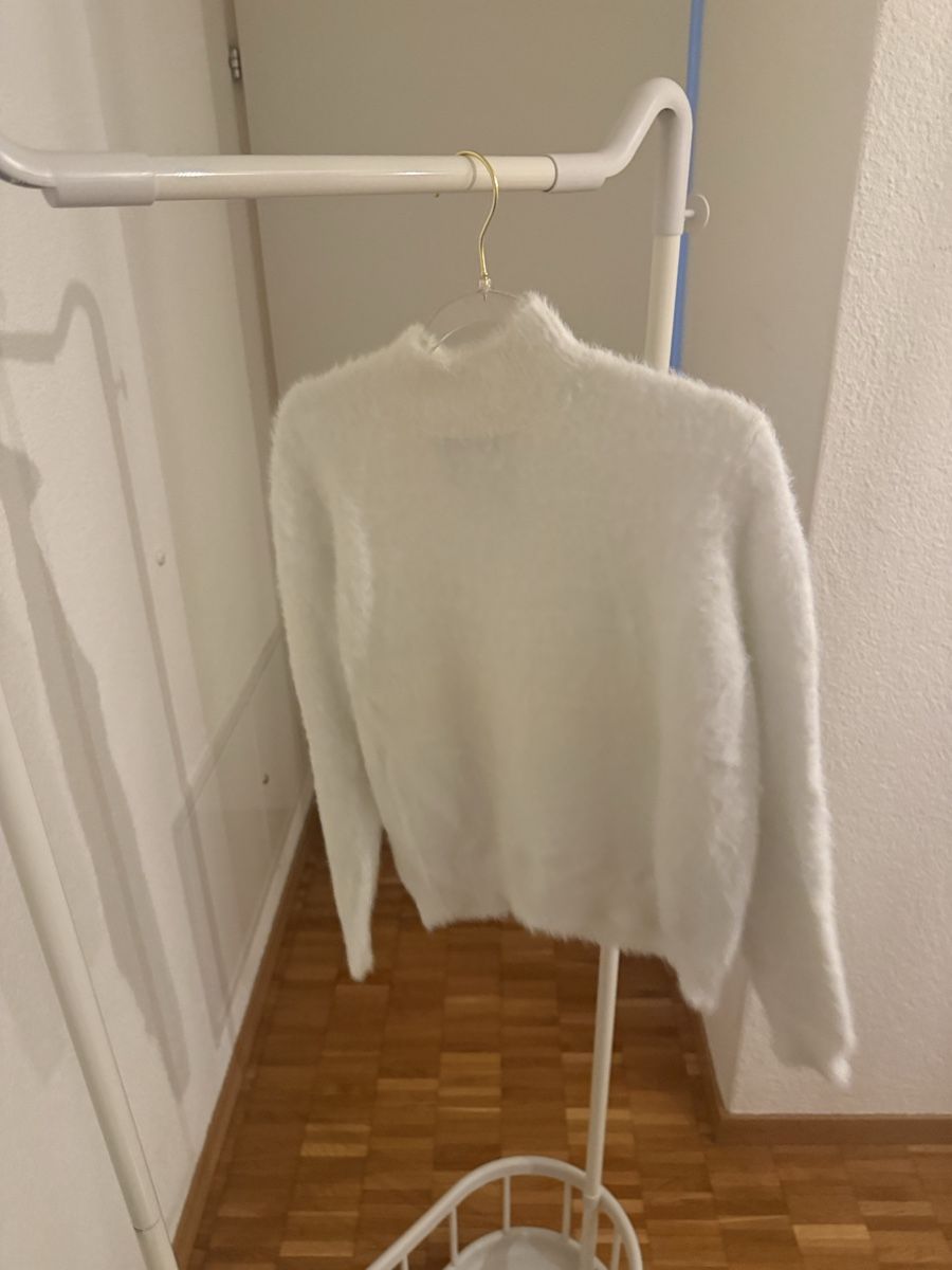 Pullover & Sweatshirts: Pullover grösse M – Gebraucht aus Kloten von Schweizkloten 6