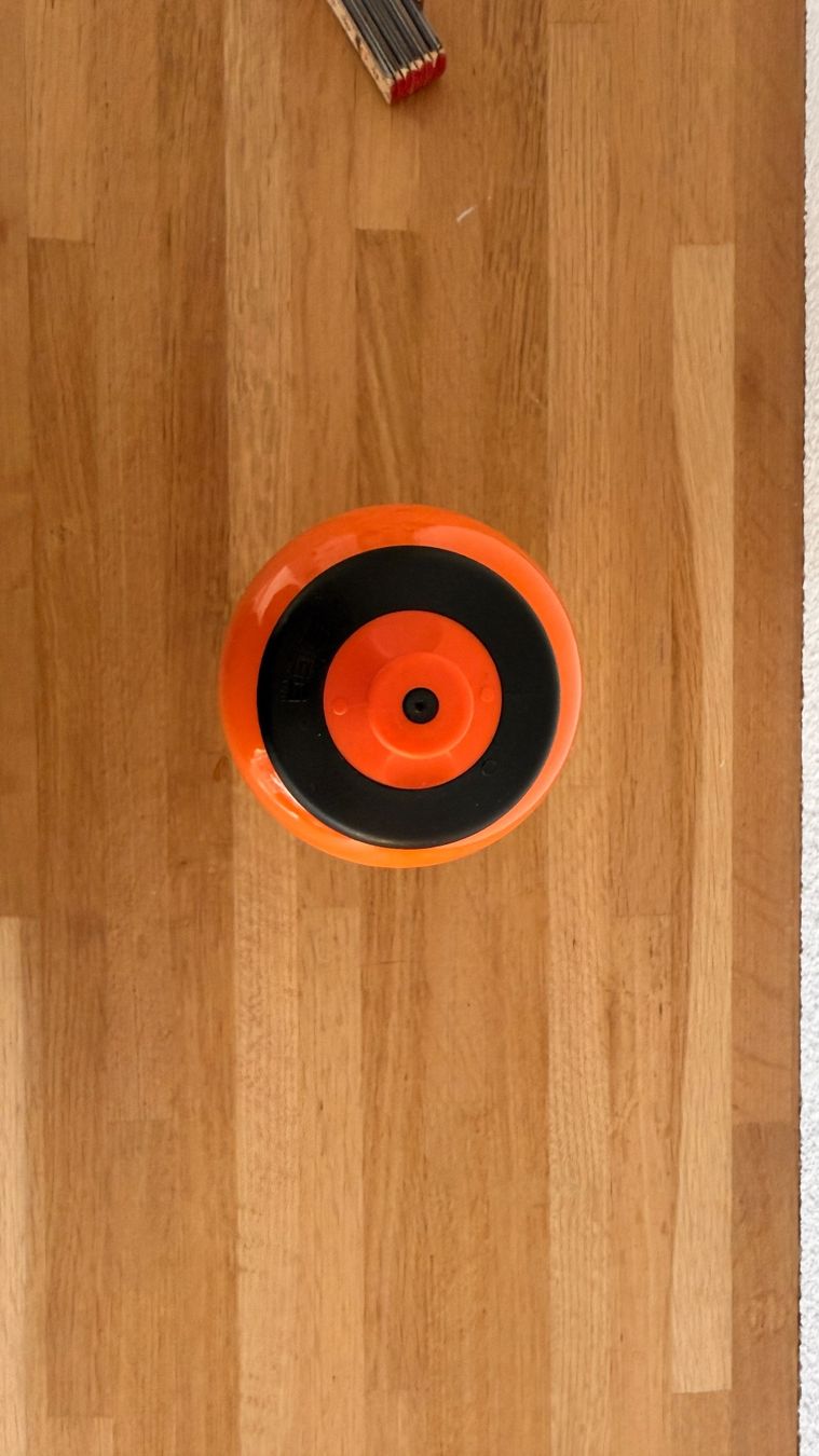 Sigg Borracce & Thermos: SIGG Wasserflasche orange Veloflasche – Usato da Winterthur venduto da Secondhand-Family 6