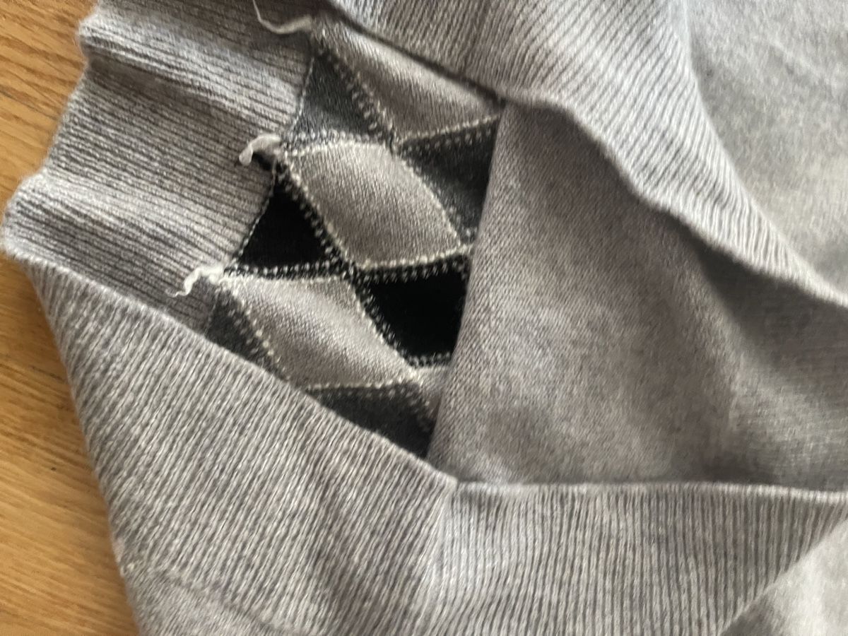 Maglioni & Felpe: Pullover/100% Cashmere Pullover von Pringle Scotland Gr. S – Usato da Rüschlikon venduto da leo_mwz2 7