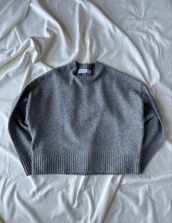 Pullover BERSHKA grigio taglia S usato