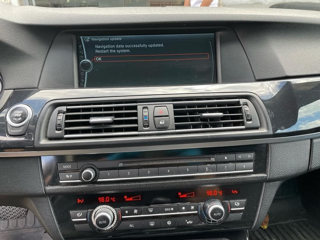 Navigationsgeräte: Mise a jour navigation bmw – Gebraucht aus Sion von NicolasVS