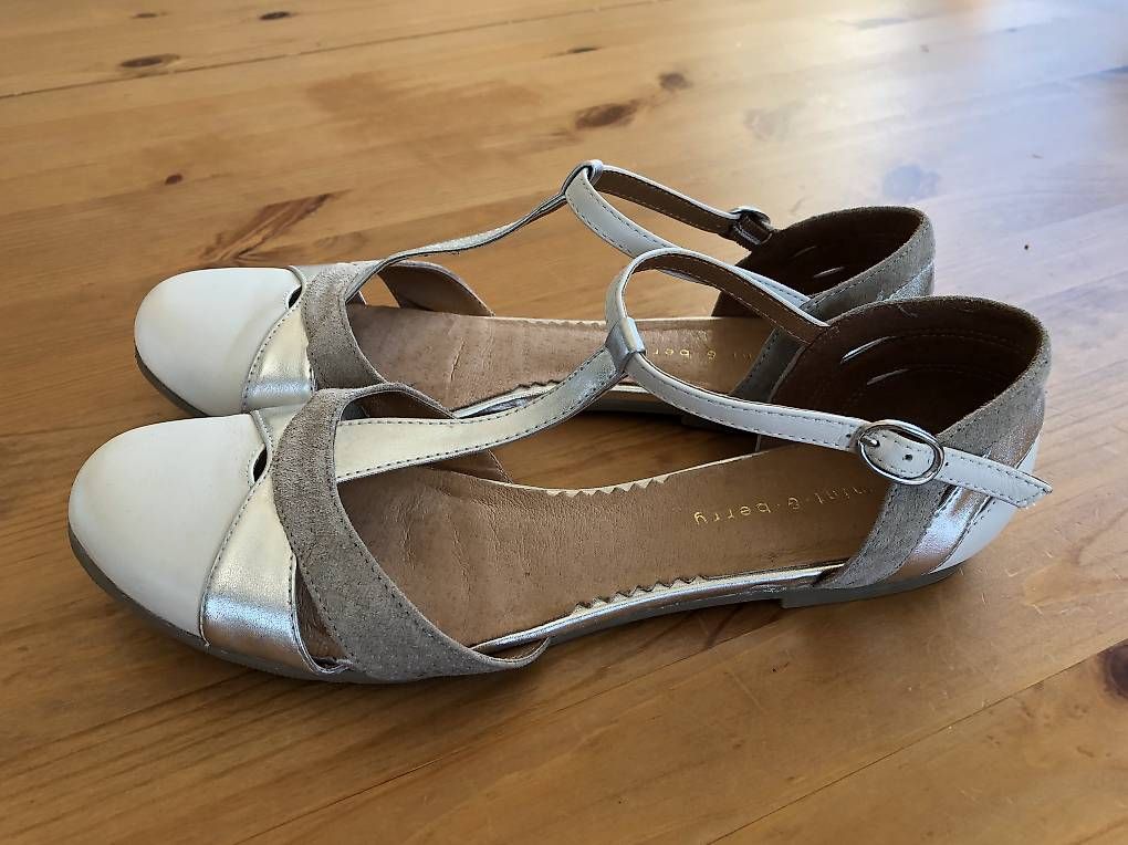 Scarpe da donna: Riemchenballerina – Usato da Amriswil venduto da sabry1987 1