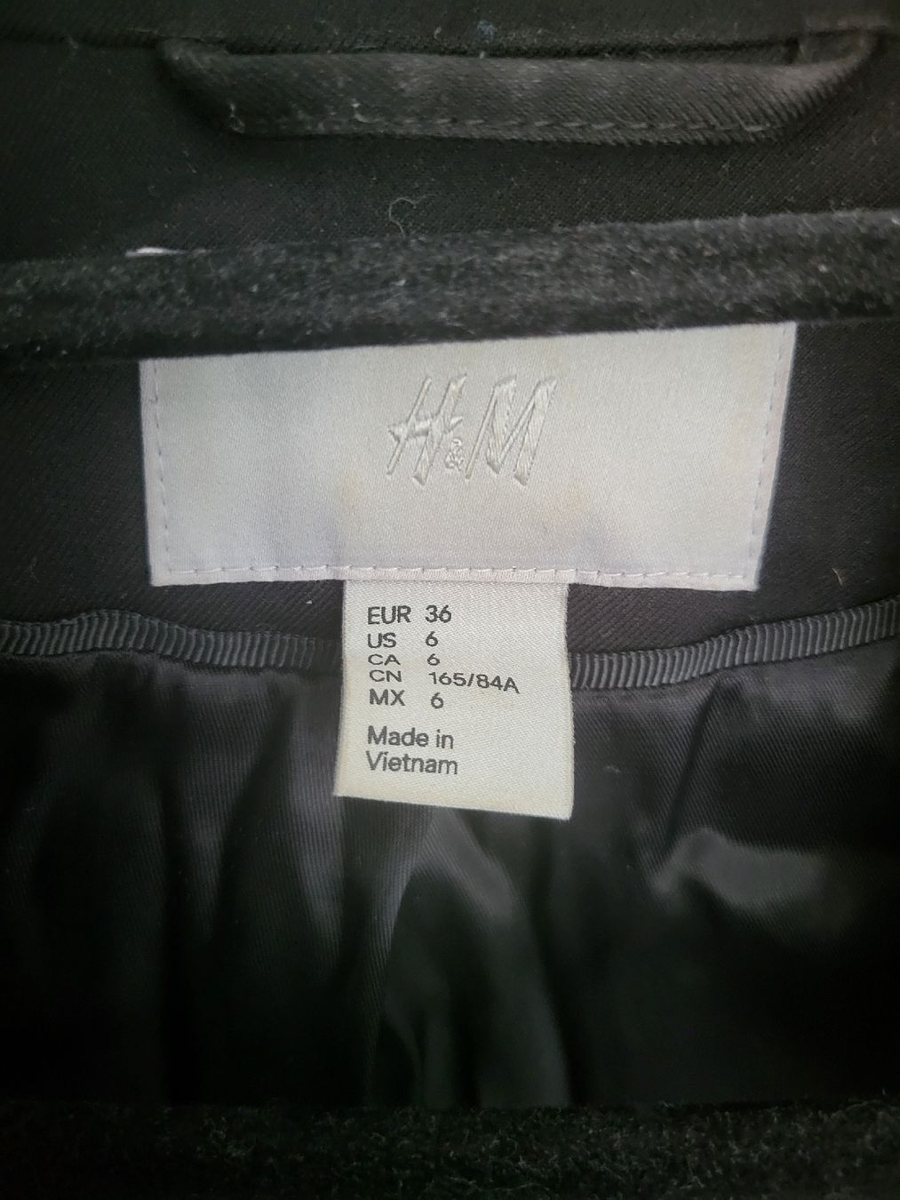 H&M Jacken: Blazer – Gebraucht aus Ecuvillens von loloall 1