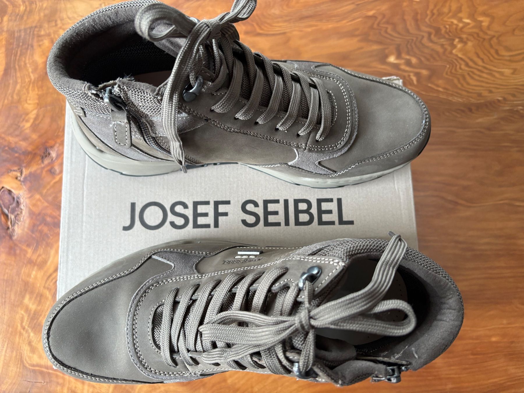 Scarpe da uomo: Josef Seibel leichte Herren Wanderschuhe Gr 42 – Nuovo (secondo la descrizione) da Uerkheim venduto da ruthb2112