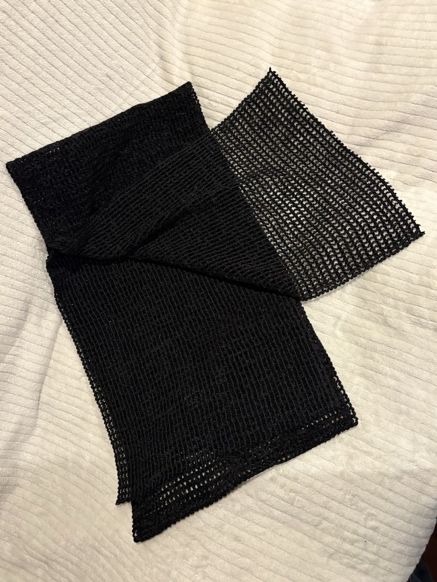 Foulard & Sciarpe: Schal aus Polyester / Schwarz – Usato da Rümlang venduto da BoutiqueMonique16