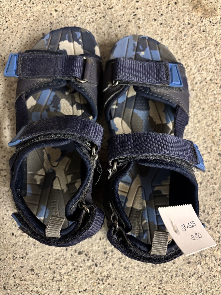 Superfit Scarpe per ragazzi: Superfit Sandalen blau, Grösse 30 – Usato da Büren an der Aare venduto da Nikito2001 2