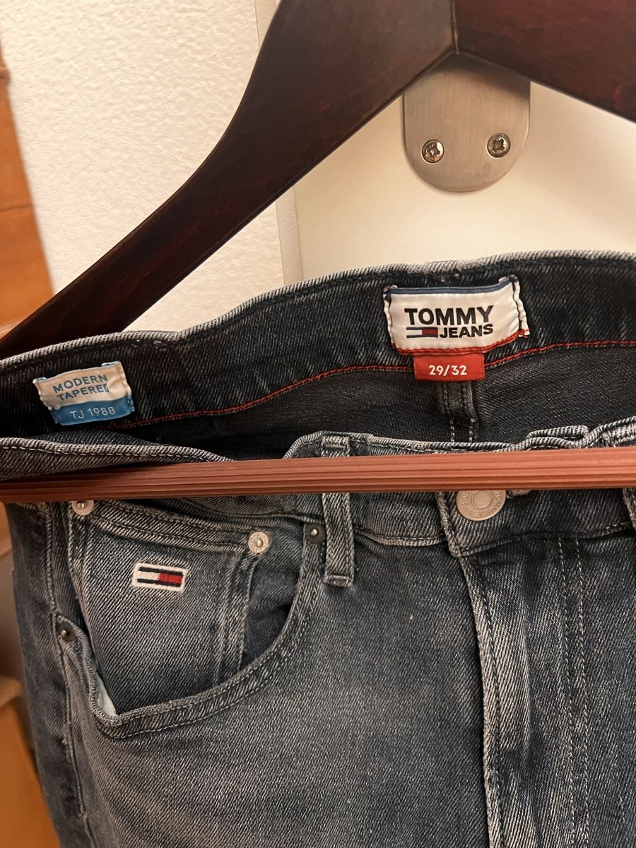 Tommy Hilfiger Jeans: Slim Tommy Jeans 29/32 – Usato da Thalwil venduto da apudhelvetia 1