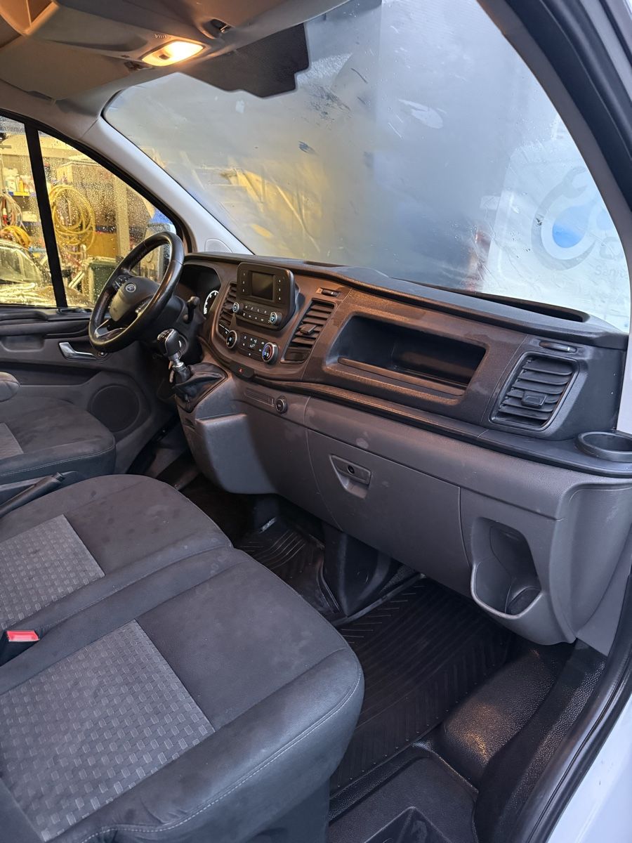 Ford Veicoli commerciali: Ford transit custom 130 L1H1 – Usato da Granges Vs venduto da Patroney 6