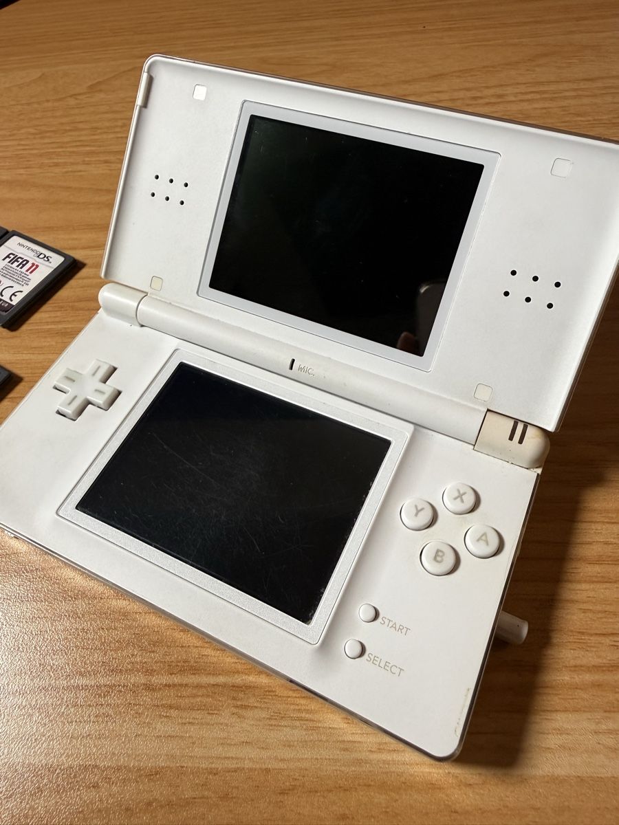 Nintendo Console: Nintendo DS lite Paket mit 15 Spielen!! – Usato da Rupperswil venduto da 1998seve 1