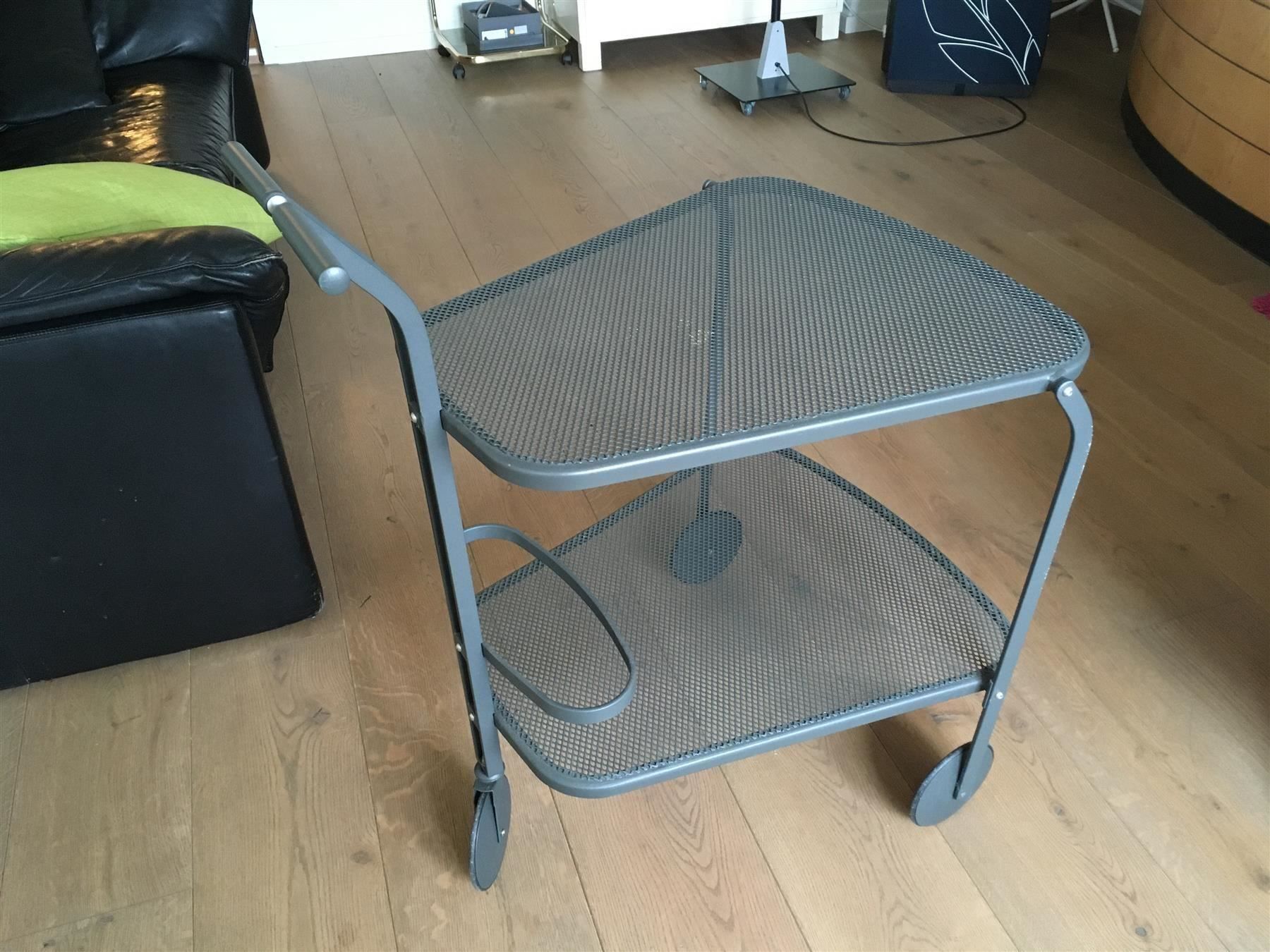 Mobili & Arredamento: edles Serviermöbel / Design Globus – Usato da Rheineck venduto da emma.gut 1
