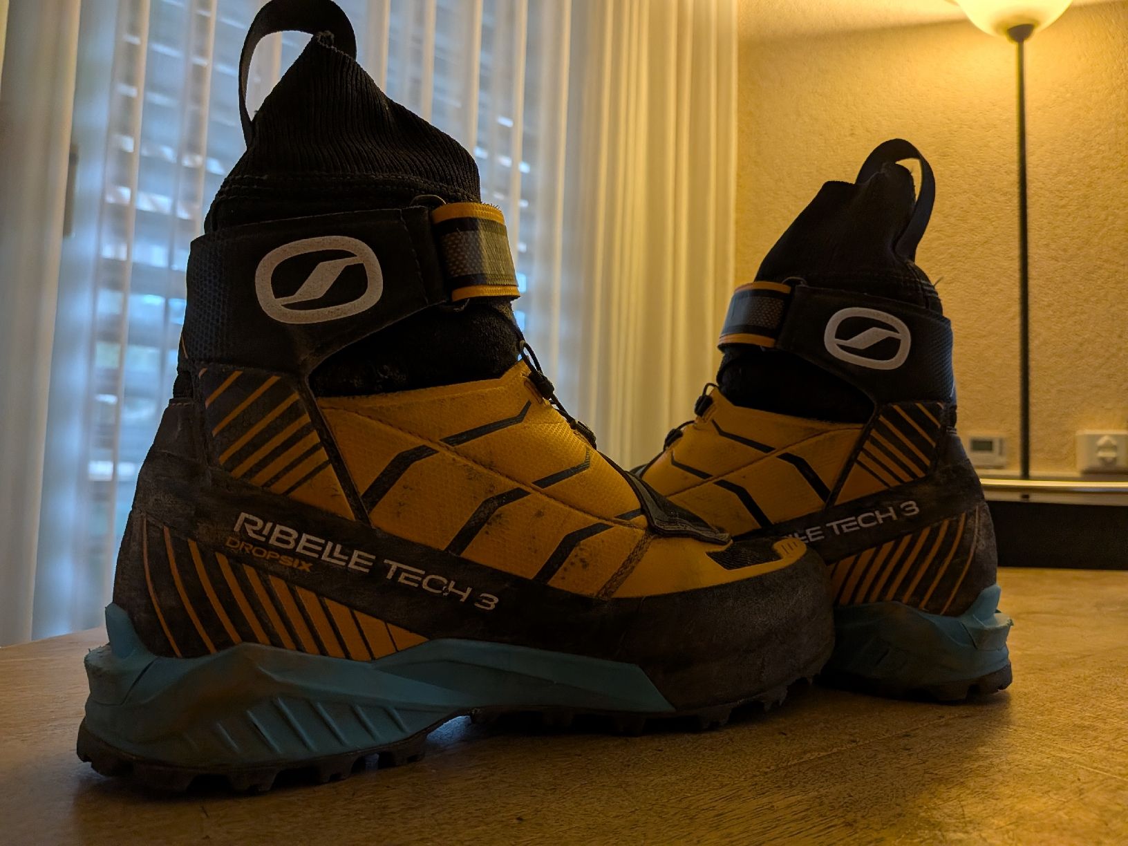 Herrenschuhe: Scarpa ribelle tech 3 39.5 – Gebraucht aus Pully von jujuteb 2