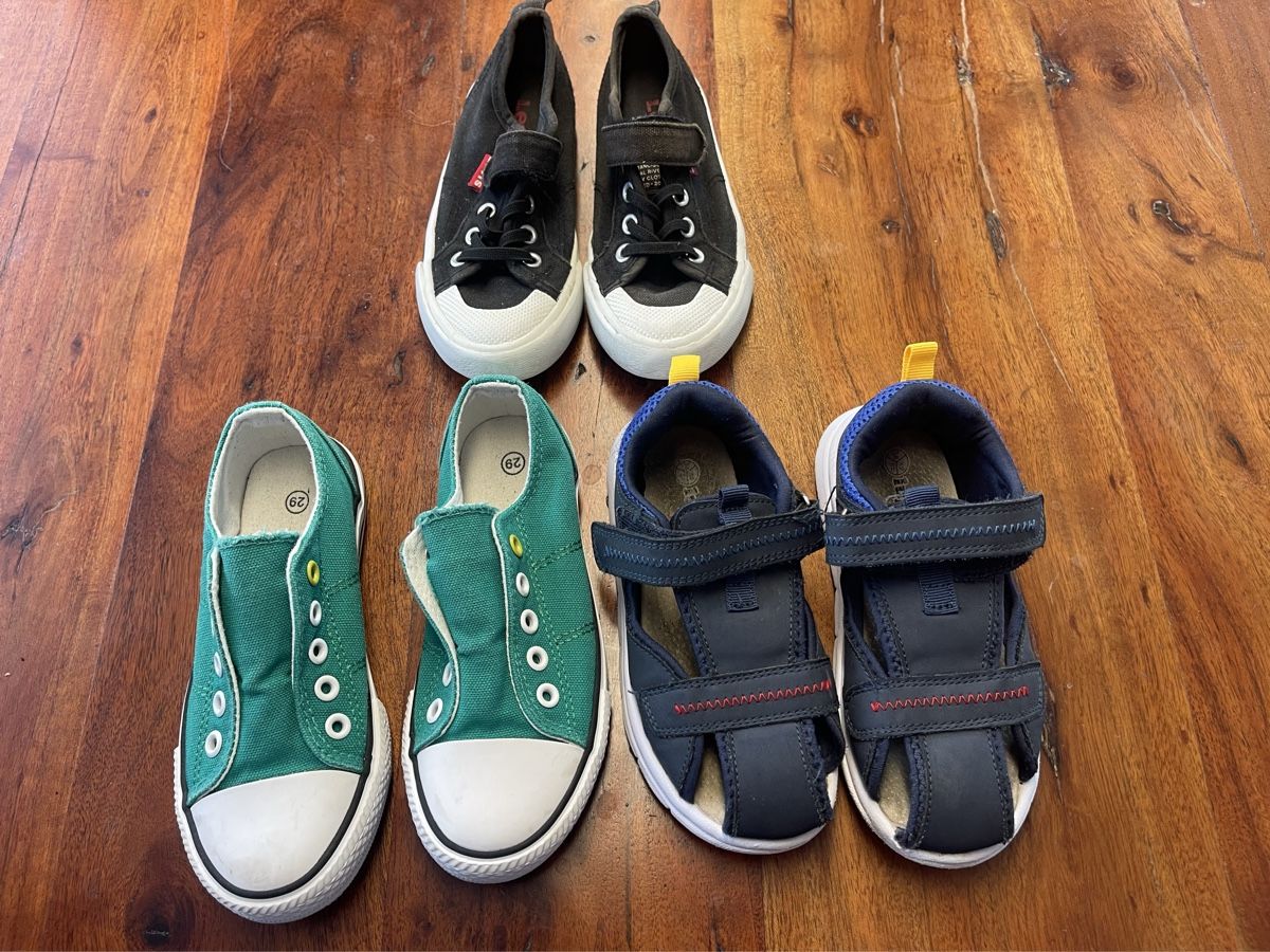 Schuhe für Jungen: Schuhe Paket, Gr. 29, Sommer – Gebraucht aus Oftringen von Makeq