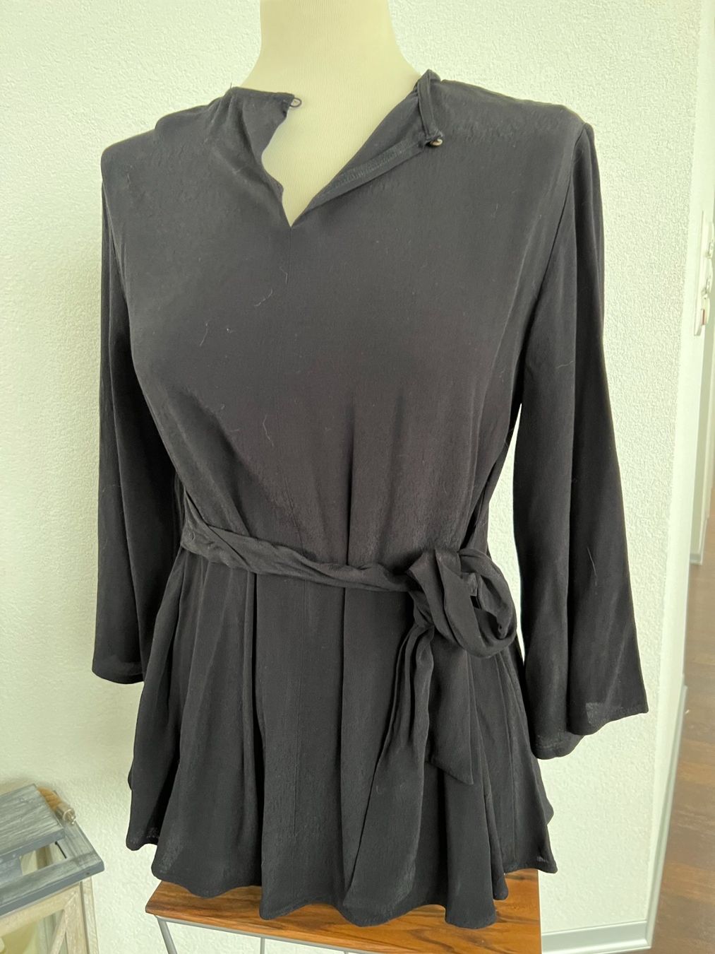 S.Oliver Blusen: S.Oliver Blusen-Shirt, schwarz Gr. 34 – Neu (gemäss Beschreibung) aus Füllinsdorf von Sunnebliemli7 3