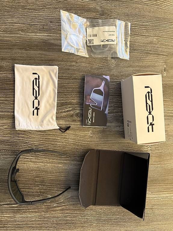 Lunettes & Verres: React rev ruby black – D'occasion à Hausen AG par Blade60 3