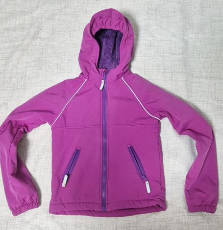 Veste fille chaude, violette, taille 128. Bon état