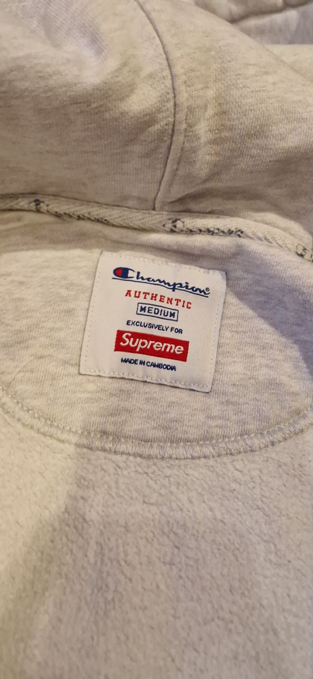 Supreme Giacche: Supreme x Champion Kapuzenpullover  – Usato da Hochfelden venduto da Ni9999 2