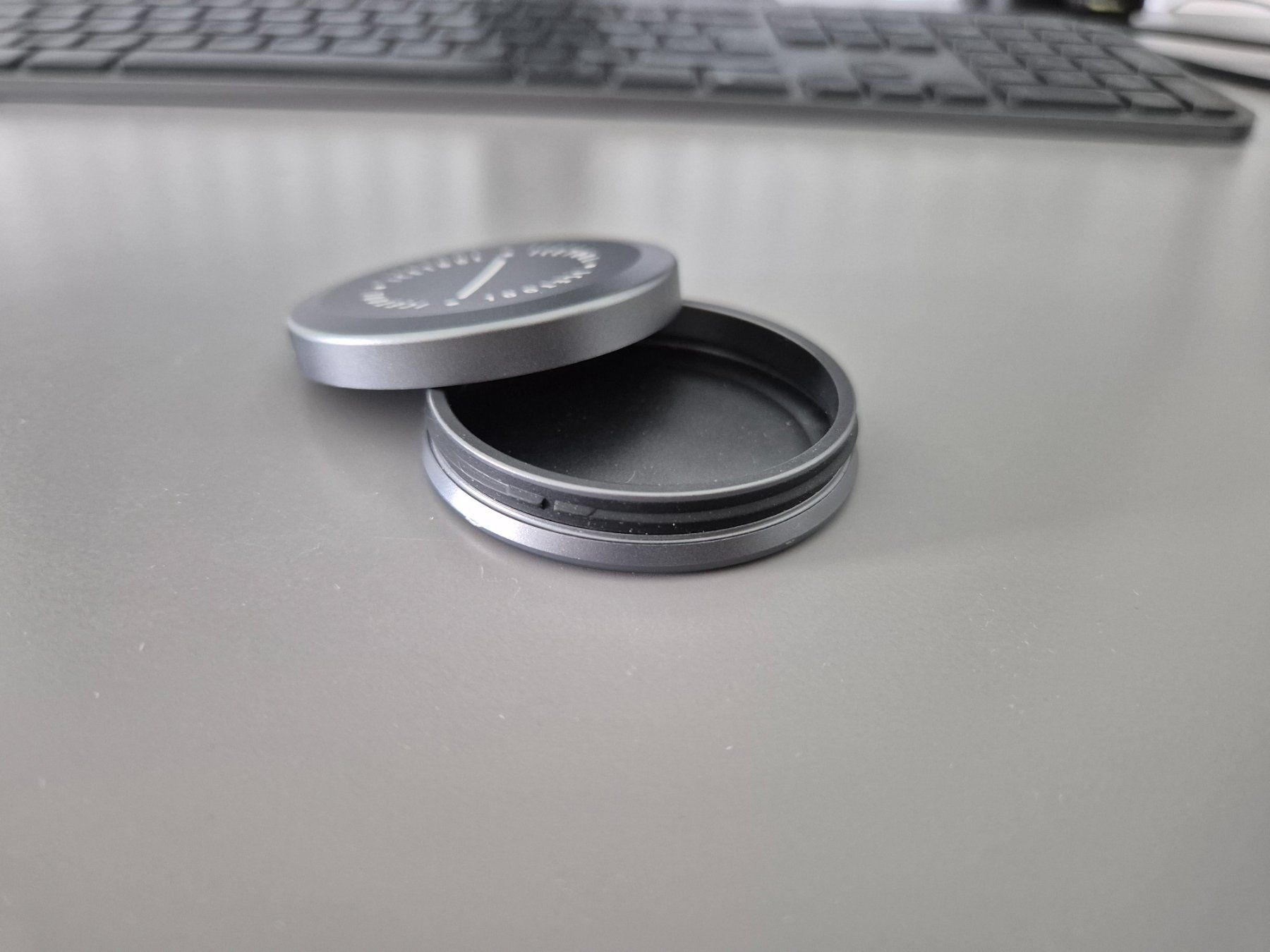 Contenitori & Simili: ICETOOL Dose Silber, edle Schnupf- / Snusdose – Usato da Gunzwil venduto da Andrin1998 2