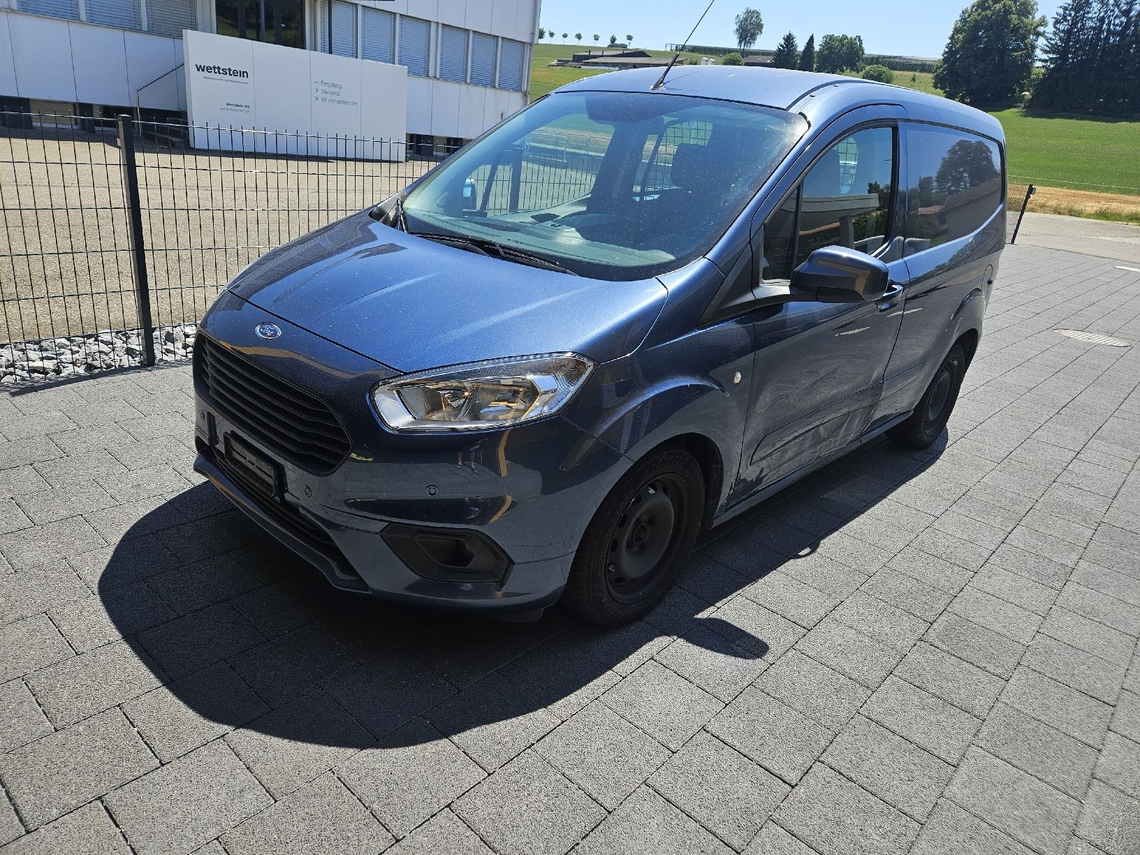Ford Autos: Ford Transit Courier 2022 – Gebraucht aus Riedt.b.Erlen von stopanje 1