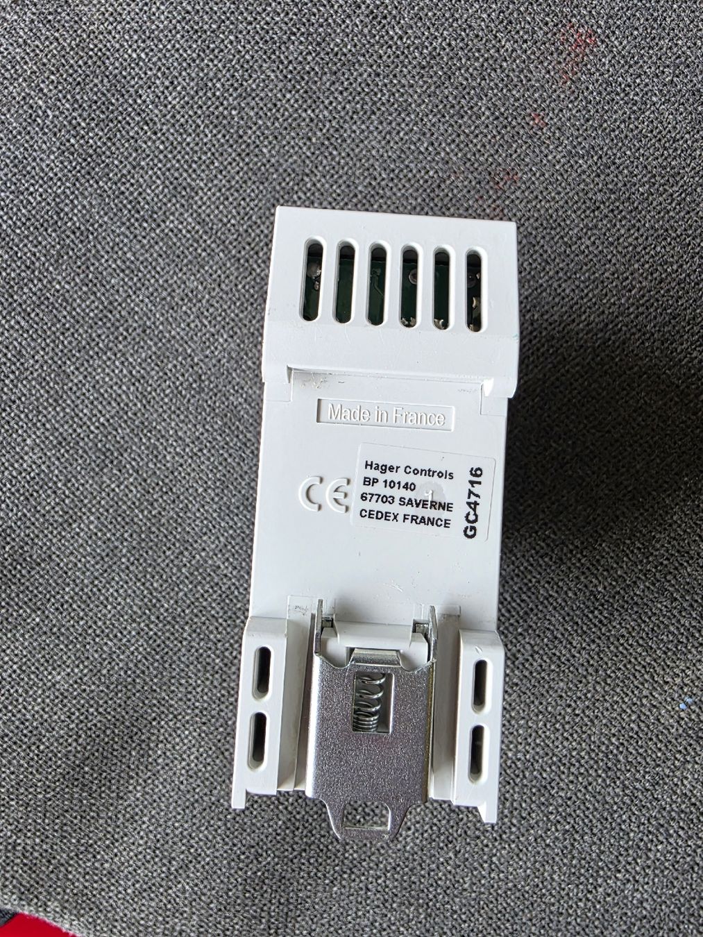 Hager Composants électroniques: Hager E180 Zeitschaltuhr  – D'occasion à Grächen par -Arturas- 4